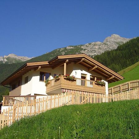 Haus Harbauer Apartamento Neustift im Stubaital Exterior foto